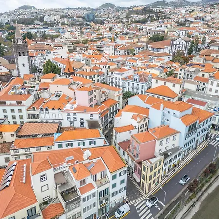 Апартаменты Ribeira Casas By Madeira Sun Travel *